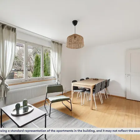 Cozy 3-bedroom In Chreis45 Apartment *
